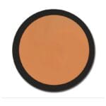 Make-up s houbičkou tělová barva - pohled zepředu